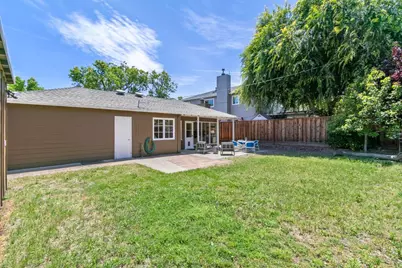 2766 Massachusetts Ave, Redwood City, CA 94061 - Photo 20