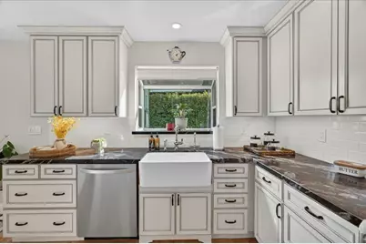 136 Cutter Dr, Watsonville, CA 95076 - Photo 10