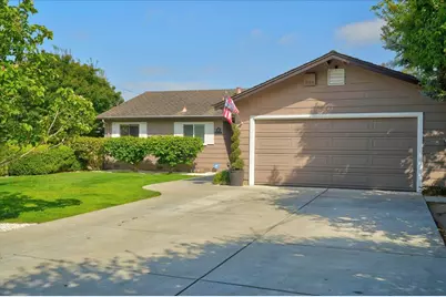 136 Cutter Dr, Watsonville, CA 95076 - Photo 2