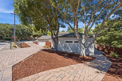 2124 Forest Ave, Belmont, CA 94002 - Photo 2