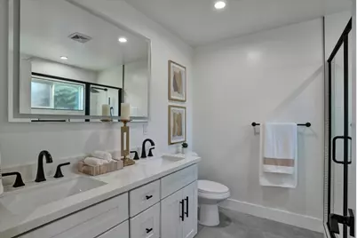 2233 W Hedding St, San Jose, CA 95128 - Photo 16