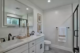 2233 W Hedding St, San Jose, CA 95128 - Photo 16