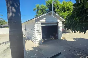1506 W 5th St, Madera, CA 93637 - Photo 10