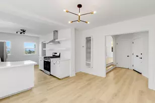 8227 Ney Ave, Oakland, CA 94605 - Photo 6