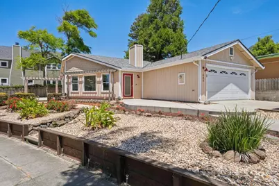 407 Columbus St, Half Moon Bay, CA 94019 - Photo 1