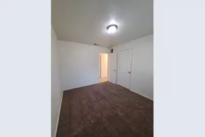 2221 S Poppy Ave, Fresno, CA 93706 - Photo 14