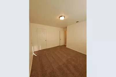2221 S Poppy Ave, Fresno, CA 93706 - Photo 18