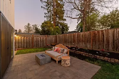 16 Hillview Ave, Redwood City, CA 94062 - Photo 72