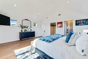 16 Hillview Ave, Redwood City, CA 94062 - Photo 10