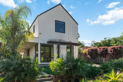16 Hillview Ave, Redwood City, CA 94062 - Photo 1