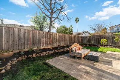 16 Hillview Ave, Redwood City, CA 94062 - Photo 54