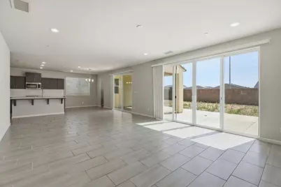 3335 Las Rosas Ave, Clovis, CA 93619 - Photo 8
