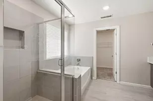 3335 Las Rosas Ave, Clovis, CA 93619 - Photo 18