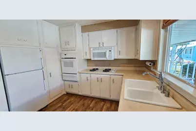 1445 S Bascom Ave 130, San Jose, CA 95128 - Photo 14