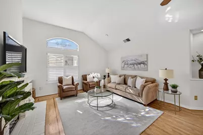 7901 Caledonia Dr, San Jose, CA 95135 - Photo 8