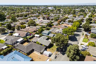 841 Peach Ave, Sunnyvale, CA 94087 - Photo 58