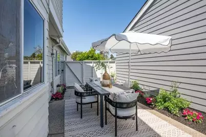 326 Commander Ln, Redwood Shores, CA 94065 - Photo 22