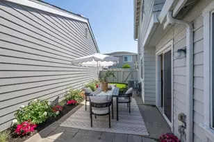 326 Commander Ln, Redwood Shores, CA 94065 - Photo 20