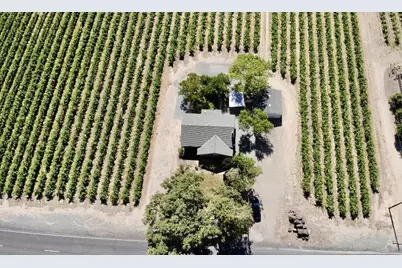 19025 N Devries Rd, Lodi, CA 95242 - Photo 2