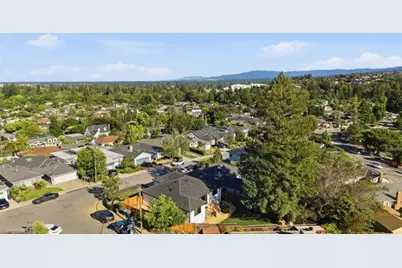 80 Hilltop Dr, San Carlos, CA 94070 - Photo 34