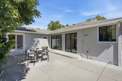 2438 Massachusetts Ave, Redwood City, CA 94061 - Photo 30