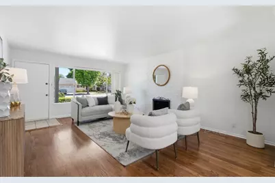 2438 Massachusetts Ave, Redwood City, CA 94061 - Photo 6