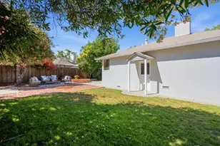 2438 Massachusetts Ave, Redwood City, CA 94061 - Photo 34