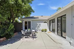 2438 Massachusetts Ave, Redwood City, CA 94061 - Photo 32