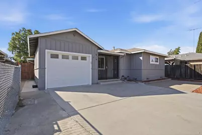 919 Jeanne Ave, San Jose, CA 95116 - Photo 2