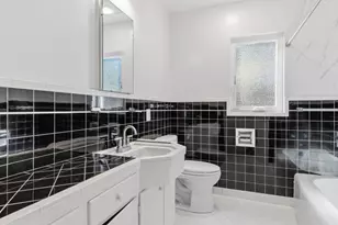 1445 Highland View Ct, Los Altos, CA 94024 - Photo 14