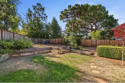 1445 Highland View Ct, Los Altos, CA 94024 - Photo 18