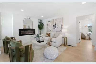 310 S Bayview Ave, Sunnyvale, CA 94086 - Photo 2