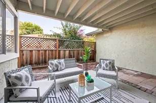 1052 Delna Manor Ln 1052, San Jose, CA 95128 - Photo 20