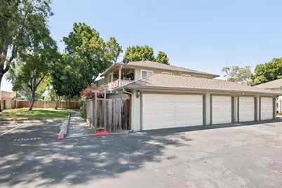 1052 Delna Manor Ln 1052, San Jose, CA 95128 - Photo 36