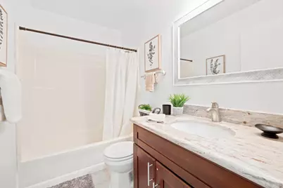 1052 Delna Manor Ln 1052, San Jose, CA 95128 - Photo 26