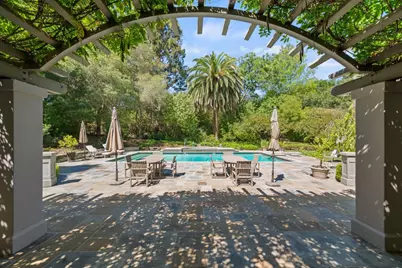 24970 Okeefe Ln, Los Altos Hills, CA 94022 - Photo 28