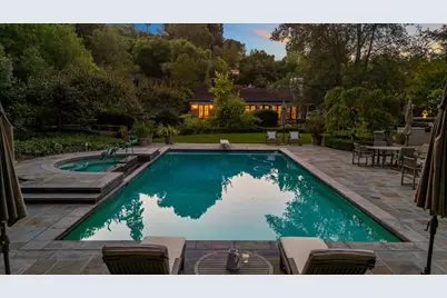 24970 Okeefe Ln, Los Altos Hills, CA 94022 - Photo 58