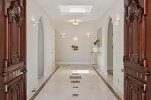 26201 Elena Rd, Los Altos Hills, CA 94022 - Photo 4