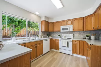 16730 Sorrel Way, Morgan Hill, CA 95037 - Photo 12
