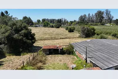 897 Green Valley Rd, Watsonville, CA 95076 - Photo 30