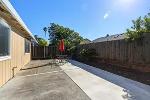 241 Winchester Ct, Foster City, CA 94404 - Photo 30