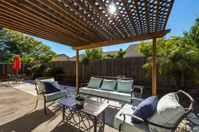 241 Winchester Ct, Foster City, CA 94404 - Photo 34