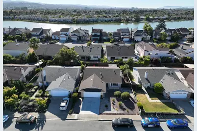 241 Winchester Ct, Foster City, CA 94404 - Photo 38