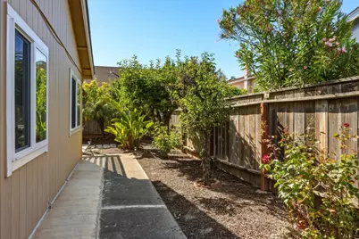 241 Winchester Ct, Foster City, CA 94404 - Photo 36