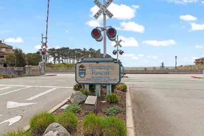 29 Seascape Resort Dr, Aptos, CA 95003 - Photo 54