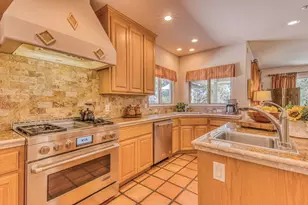 17650 Olson Pl, Salinas, CA 93907 - Photo 16