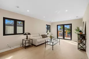 612 Sunset Dr, Pacific Grove, CA 93950 - Photo 26
