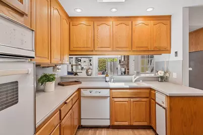 310 Ashton Ave, Millbrae, CA 94030 - Photo 20
