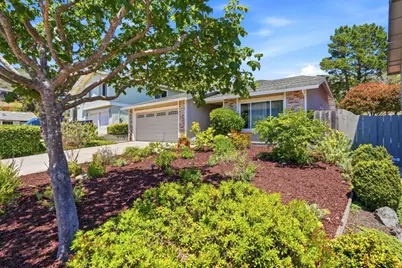 1256 Rainier Ave, Pacifica, CA 94044 - Photo 4