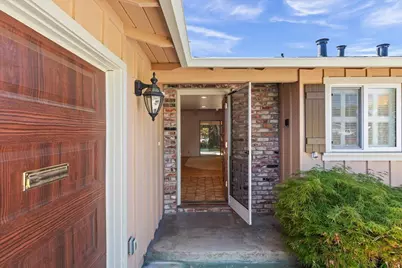 1586 Koch Ln, San Jose, CA 95125 - Photo 4